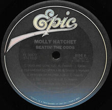 Load image into Gallery viewer, Molly Hatchet : Beatin' The Odds (LP, Album, Ter)