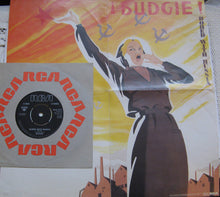 Load image into Gallery viewer, Budgie : Bored With Russia (7", Single)