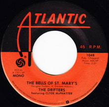 Load image into Gallery viewer, The Drifters Featuring Clyde McPhatter And Bill Pinckney* : White Christmas (7", RE, 75 )