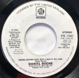 Daniel Boone : Singing Backing Vocal With A Rock'N'Roll Band / Run Tell The People (7", Mono, Promo)