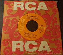 Load image into Gallery viewer, The Youngbloods : Get Together (7", Single, Mono, Roc)