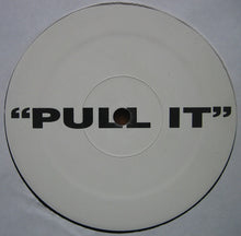 Load image into Gallery viewer, Cam&#39;ron : 357 / Pull It (12&quot;, Promo)