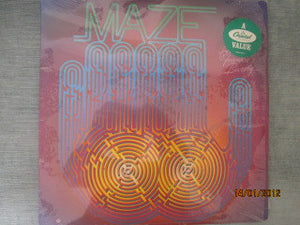 Maze Featuring Frankie Beverly : Maze Featuring Frankie Beverly (LP, Album, RE)