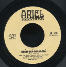 Load image into Gallery viewer, Piero Umiliani : Máh-Ná-Mah-Ná / You Tried To Warn Me (7&quot;)