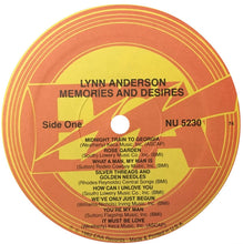 Load image into Gallery viewer, Lynn Anderson : The Best Of Lynn Anderson - Memories And Desires (LP, Comp)