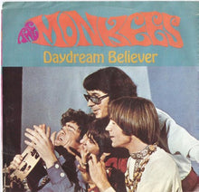 Load image into Gallery viewer, The Monkees : Daydream Believer (7", Single, Ltd, RE, S/Edition)