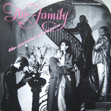 Load image into Gallery viewer, The Family (2) : The Screams Of Passion (12", Maxi, All)