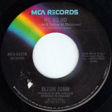 Load image into Gallery viewer, Elton John : Step Into Christmas (7", Pin)