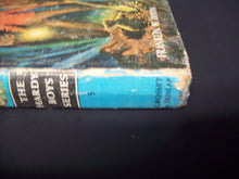 Load image into Gallery viewer, The Hardy Boys - Hunting For Hidden Gold - 1963 - Vintage Hardback - No ISBN