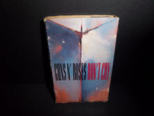 Load image into Gallery viewer, Guns N&#39; Roses Don&#39;t Cry 1991 Audio Cassette Tape - Very Good! - Free Ship in US