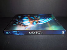 Load image into Gallery viewer, James Cameron&#39;s Avatar - Limited Edition 3D Blu-ray + DVD with Lenticular cover