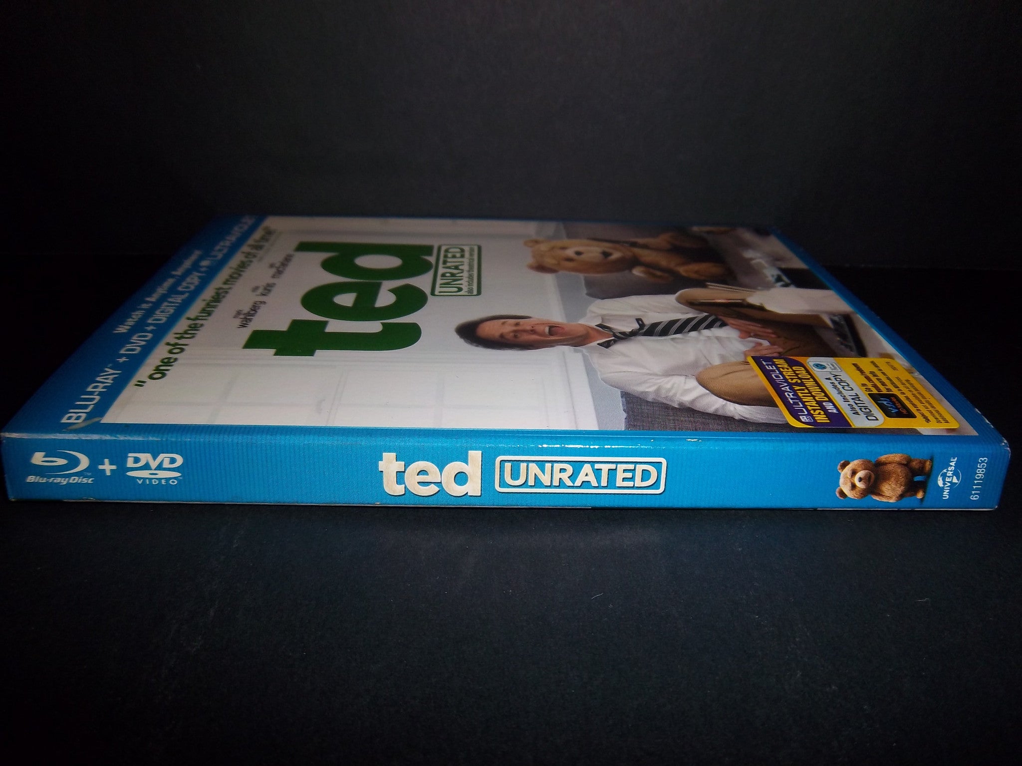 Ted (Unrated 2012 Blu-ray + DVD) Mark Wahlberg, Mila Kunis, Seth