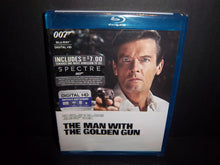 Load image into Gallery viewer, 007 The Man With The Golden Gun (Blu-ray) Roger Moore, Christopher Lee