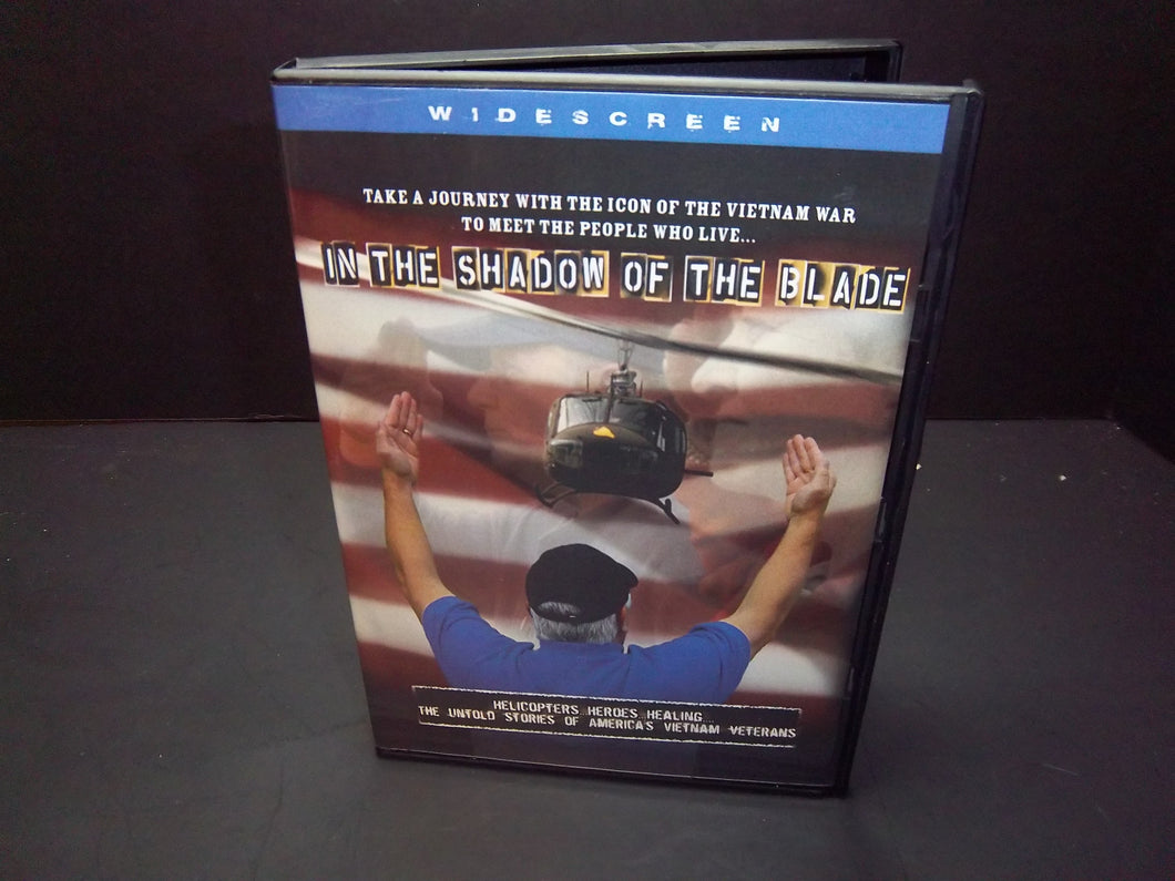 In The Shadow Of The Blade (dvd)