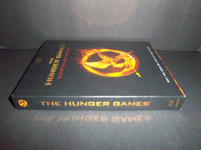 Load image into Gallery viewer, The Hunger Games (3-Disc Deluxe Edition Blu-ray) Jennifer Lawrence