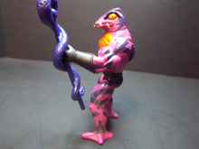 Load image into Gallery viewer, Vintage 1985 MOTU - Masters Of The Universe - Tung Lashor