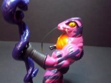 Load image into Gallery viewer, Vintage 1985 MOTU - Masters Of The Universe - Tung Lashor