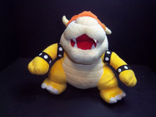 Load image into Gallery viewer, AUTHENTIC 2003 Nintendo Mario Party 5 Bowser Plush Sanei Hudson Soft 10"