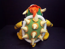 Load image into Gallery viewer, AUTHENTIC 2003 Nintendo Mario Party 5 Bowser Plush Sanei Hudson Soft 10"