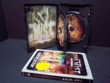 Load image into Gallery viewer, Stephen King&#39;s The Mist (DVD, 2008, 2-Disc Set, Collector&#39;s Edition, Widescreen)