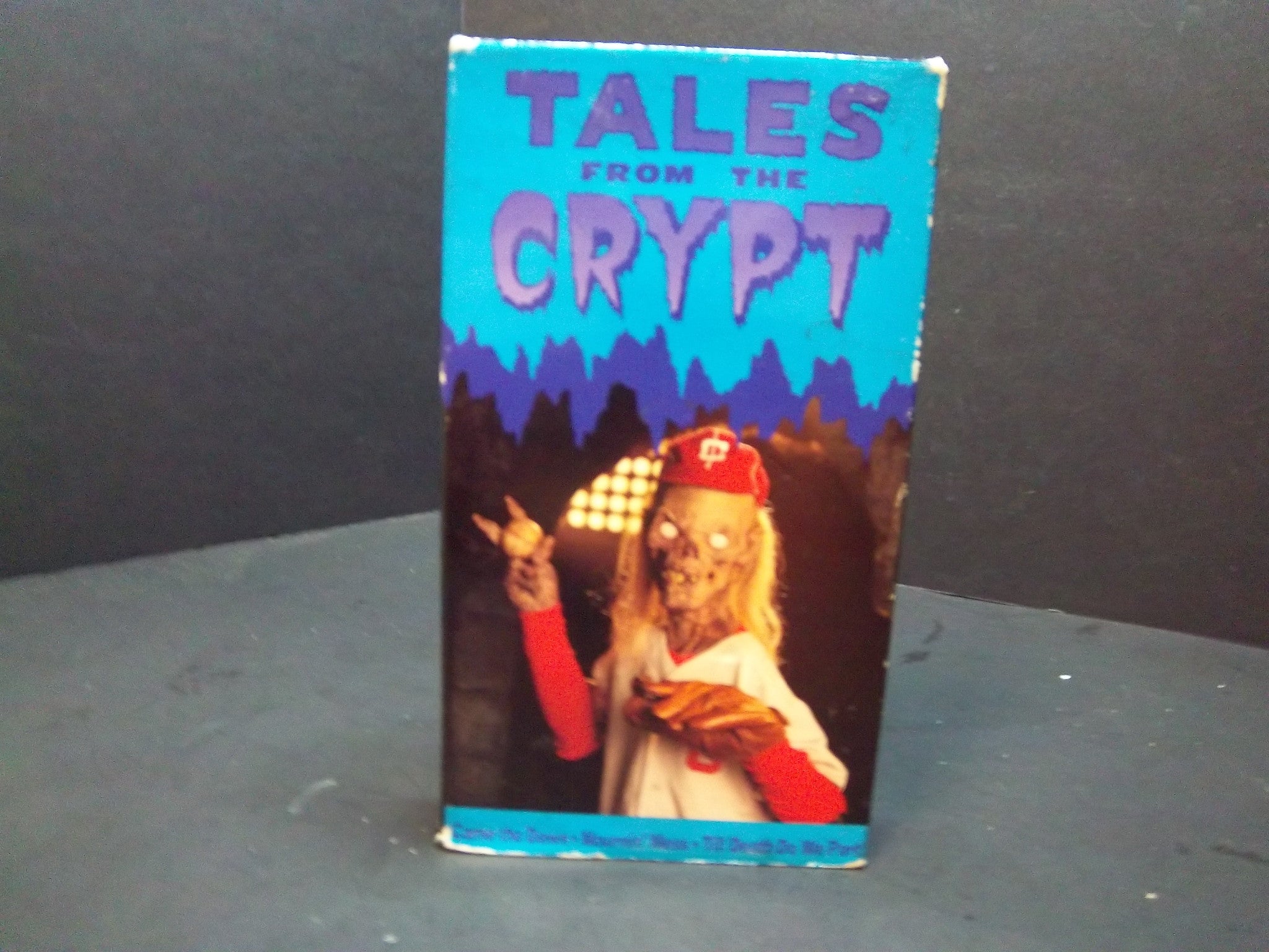 (未使用･未開封品)Tales From Crypt 3 [VHS] FACTORY SEALED Tales From the Crypt VHS Three's A Shroud