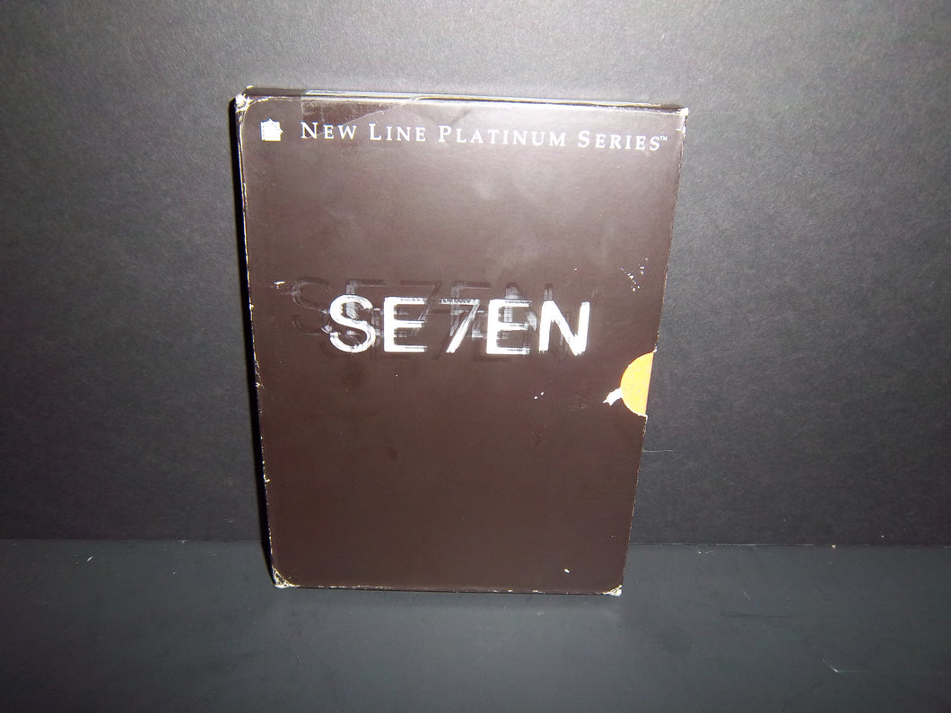 Seven - DVD  2-Disc Platinum Edition - Brad Pitt, Morgan Freeman, Kevin Spacey