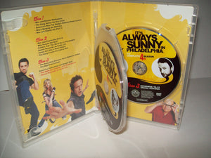 It's Always Sunny in Philadelphia  The Complete Season 4 / DVD Set  Danny Devito