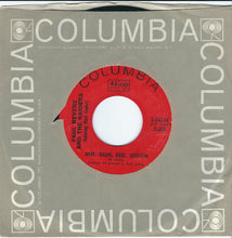 Load image into Gallery viewer, Paul Revere &amp; The Raiders Featuring Mark Lindsay : Mr. Sun, Mr. Moon / Without You (7", Single, Mono, Styrene, Ter)