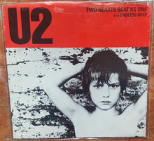 Load image into Gallery viewer, U2 : Two Hearts Beat As One (7&quot;, Single)