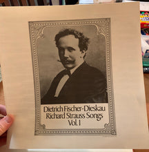 Load image into Gallery viewer, Richard Strauss, Dietrich Fischer-Dieskau, Gerald Moore : Richard Strauss Songs (LP)