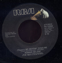 Load image into Gallery viewer, Ronnie Milsap : (There&#39;s) No Gettin&#39; Over Me (7&quot;, Single, Styrene, Ind)