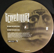 Load image into Gallery viewer, Gravediggaz : The Night The Earth Cried (12&quot;)