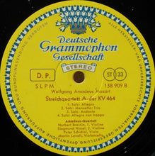 Load image into Gallery viewer, Wolfgang Amadeus Mozart ‧ Amadeus-Quartett : Streichquartette G-Dur KV 387 Und  A-Dur KV 464 (LP)