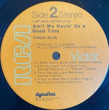Load image into Gallery viewer, Connie Smith : Ain't We Having Us A Good Time (LP)