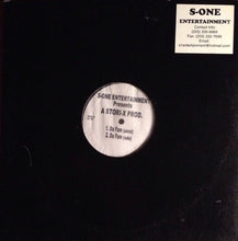 Load image into Gallery viewer, S-One Entertainment Presents A Stori-X Prod. : Da Fam (12&quot;)