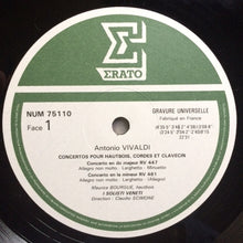 Load image into Gallery viewer, Vivaldi* - Maurice Bourgue, I Solisti Veneti, Claudio Scimone : Concerti Per Oboe, Archi E Cembalo (RV 447 - 453 - 457 - 461 - 463) (LP)