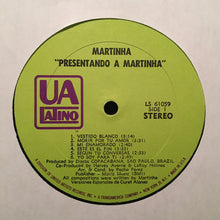 Load image into Gallery viewer, Martinha : Presentando A Martinha (LP)