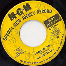 Load image into Gallery viewer, The Blossoms : Tweedlee Dee / You Got Me Hummin&#39; (7&quot;, Single, Promo)