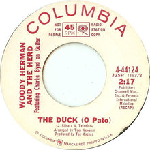 Load image into Gallery viewer, Woody Herman And The Swingin' Herd : The Duck (O Pato) (7", Promo)
