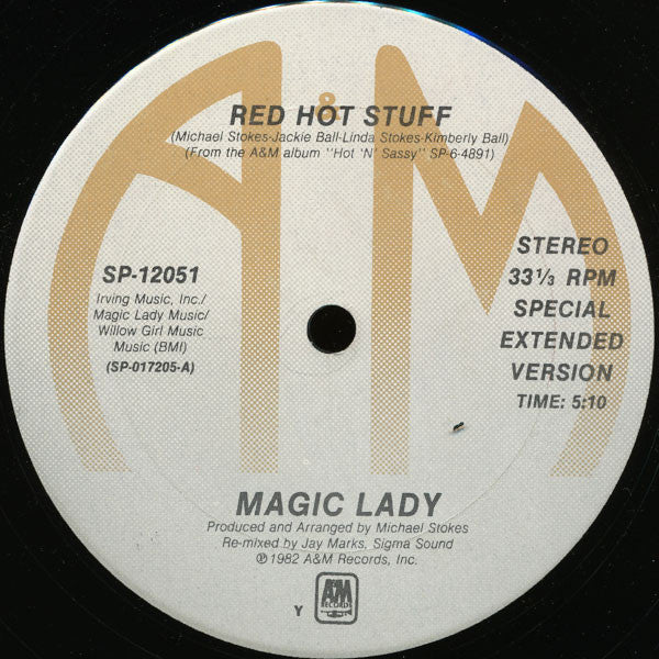 Magic Lady : Red Hot Stuff (12