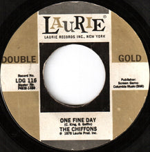 Load image into Gallery viewer, The Chiffons : One Fine Day / Sweet Talkin&#39; Guy (7&quot;, Single)