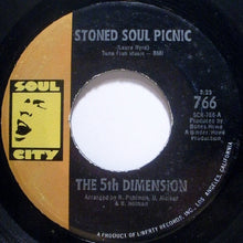 Load image into Gallery viewer, The Fifth Dimension : Stoned Soul Picnic (7&quot;, Single)