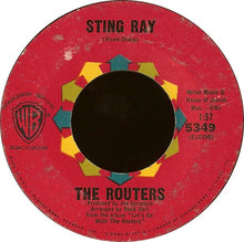 Load image into Gallery viewer, The Routers : Sting Ray / Snap Happy (7", Single)
