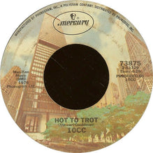 Load image into Gallery viewer, 10cc : The Things We Do For Love (7&quot;, Single, Styrene, Pit)