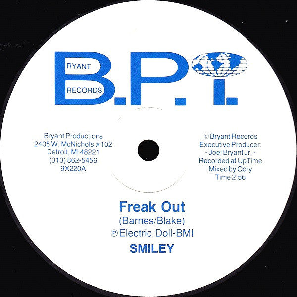 Smiley (10) : Freak Out / I Don't Have 2 Sack 2 Collect (12