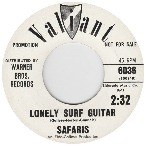 The Safaris (3) : Lonely Surf Guitar / Kick Out (7