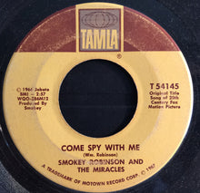 Load image into Gallery viewer, Smokey Robinson And The Miracles : The Love I Saw In You Was Just A Mirage (7&quot;, Single)