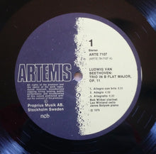 Load image into Gallery viewer, Ludwig van Beethoven / Johannes Brahms - Bob Wilber, Leo Winland, Janos Solyom : Trio B Flat Major Op 11 / Trio A Minor Op 114 (LP, Gat)