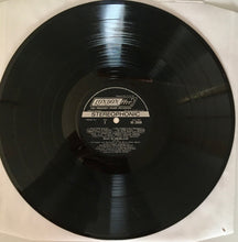 Load image into Gallery viewer, Joan Sutherland : Sings Verdi (LP, Comp)