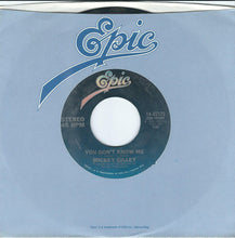 Load image into Gallery viewer, Mickey Gilley : You Don&#39;t Know Me / Jukebox Argument (7&quot;, Styrene, Ter)